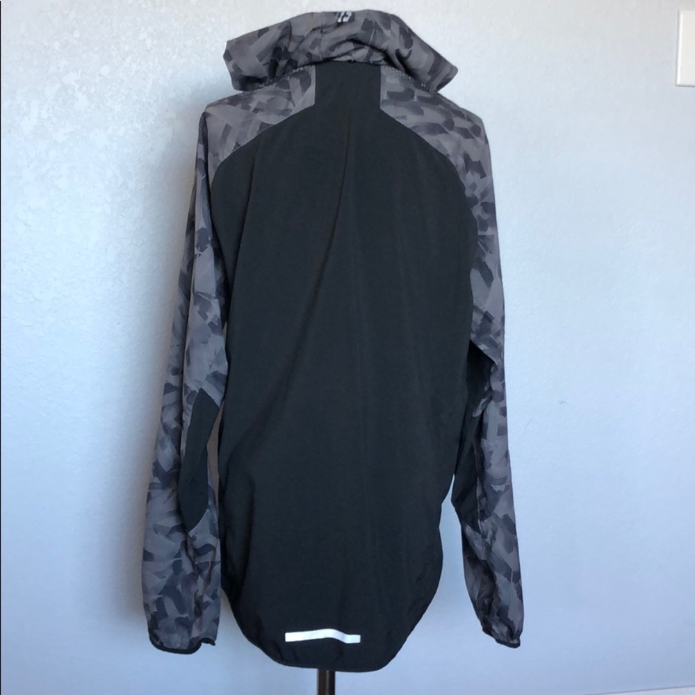 Nike Running Jacket - Picture 5 of 8